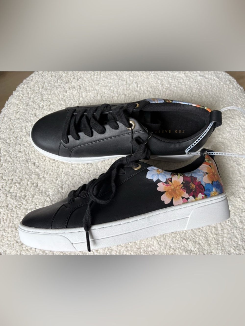 100% Authentic Ted Baker Alison Sneakers / Size 8.5/39 - Picture 13 of 13
